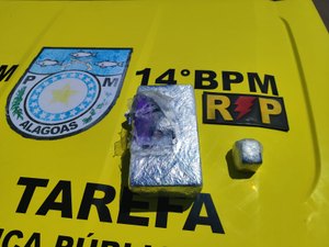 Traficante é preso com drogas dentro de transporte alternativo na BR 101