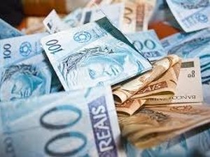 Agora é oficial : novo salário mínimo será de R$ 788