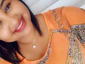 Jovem criada pelos avós em Arapiraca pede ajuda para conhecer o pai