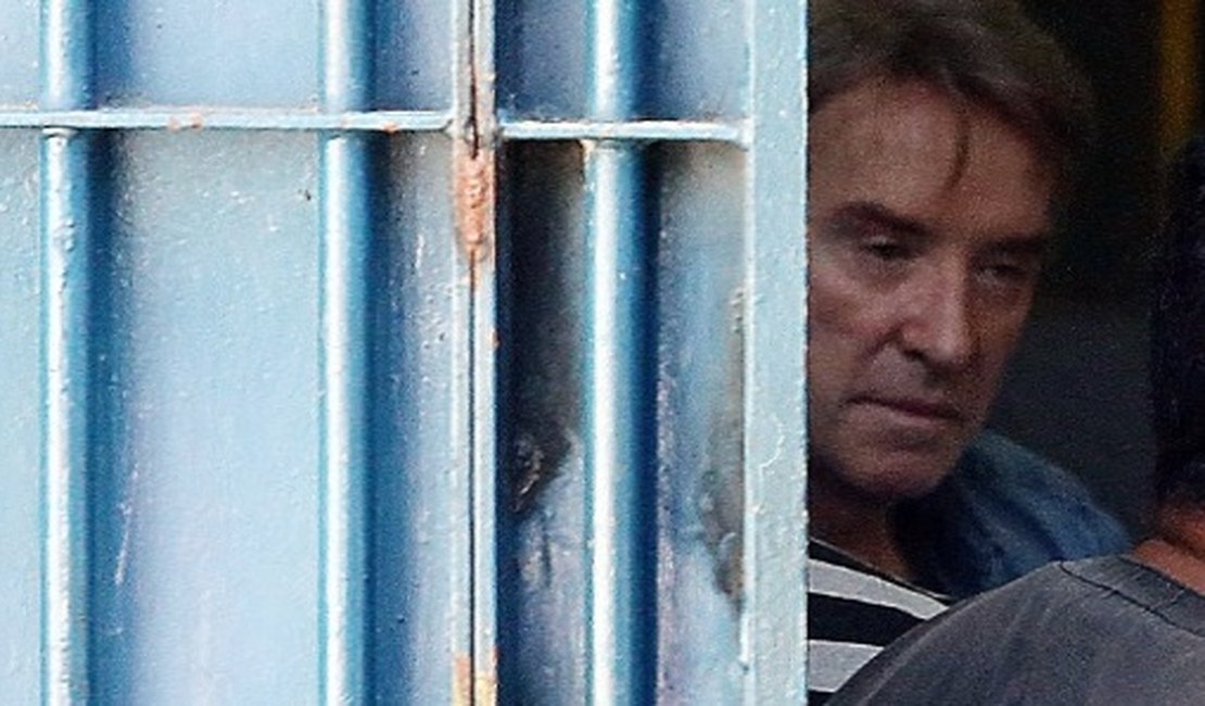 Eike Batista chega ao Rio de Janeiro e é preso pela Polícia Federal