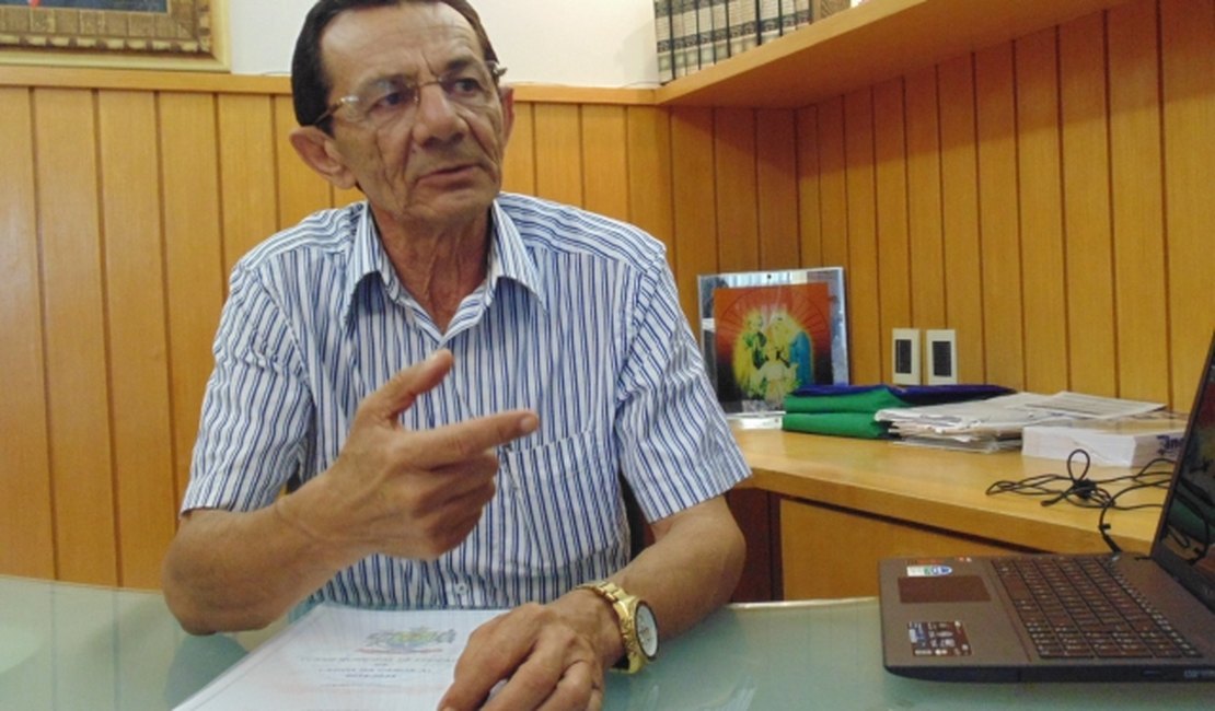 Prefeitura de Lagoa da Canoa fecha 2015 com salários dos servidores em dia