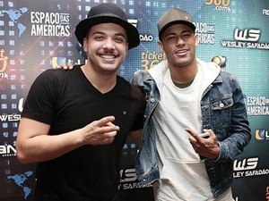 Neymar realiza festa de aniversário, em Paris, nesta segunda-feira (4)