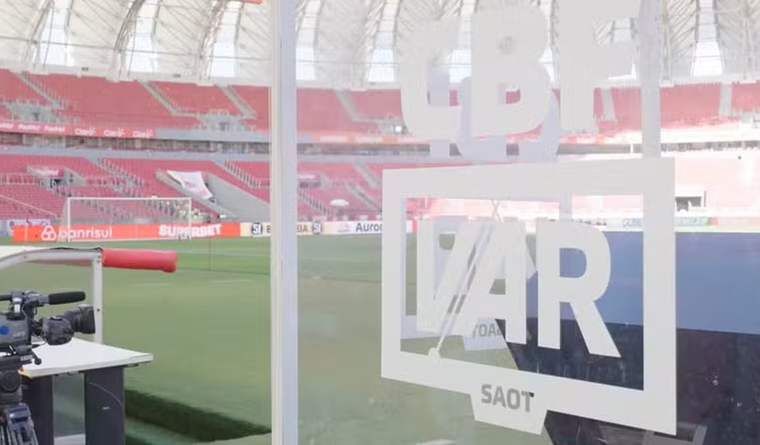 CBF anuncia que impedimento semiautomático começa no próximo sábado no Brasileirão