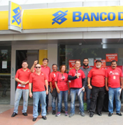 Funcionários do Banco do Brasil paralisam atividades por duas horas