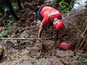 Mais um corpo é encontrado nos destroços da barragem em Brumadinho