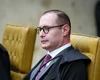 Zanin manda PF entregar dados de celular de Vorcaro em seu gabinete
