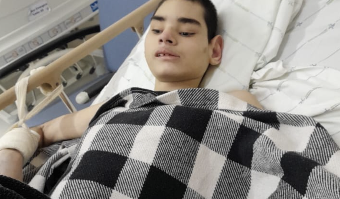 Adolescente com microcefalia que estava internado na UTI do Hospital Regional morre na manhã desta terça