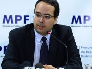 PRG confima saída do coordenador do grupo de trabalho da operação Lava Jato