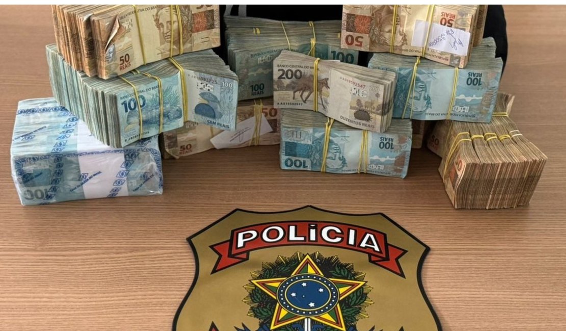 PF encontra R$ 500 mil em mochila de médico suspeito de corrupção e lavagem de dinheiro