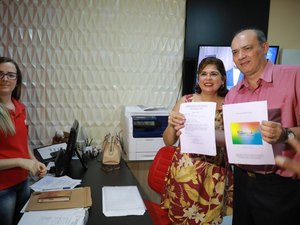 Josealdo Tonholo e Eliane Cavalcanti registram candidatura à reitoria da UFAL