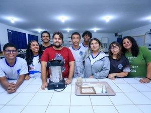 Seis projetos de escolas estaduais são semifinalistas da maior feira científica do país