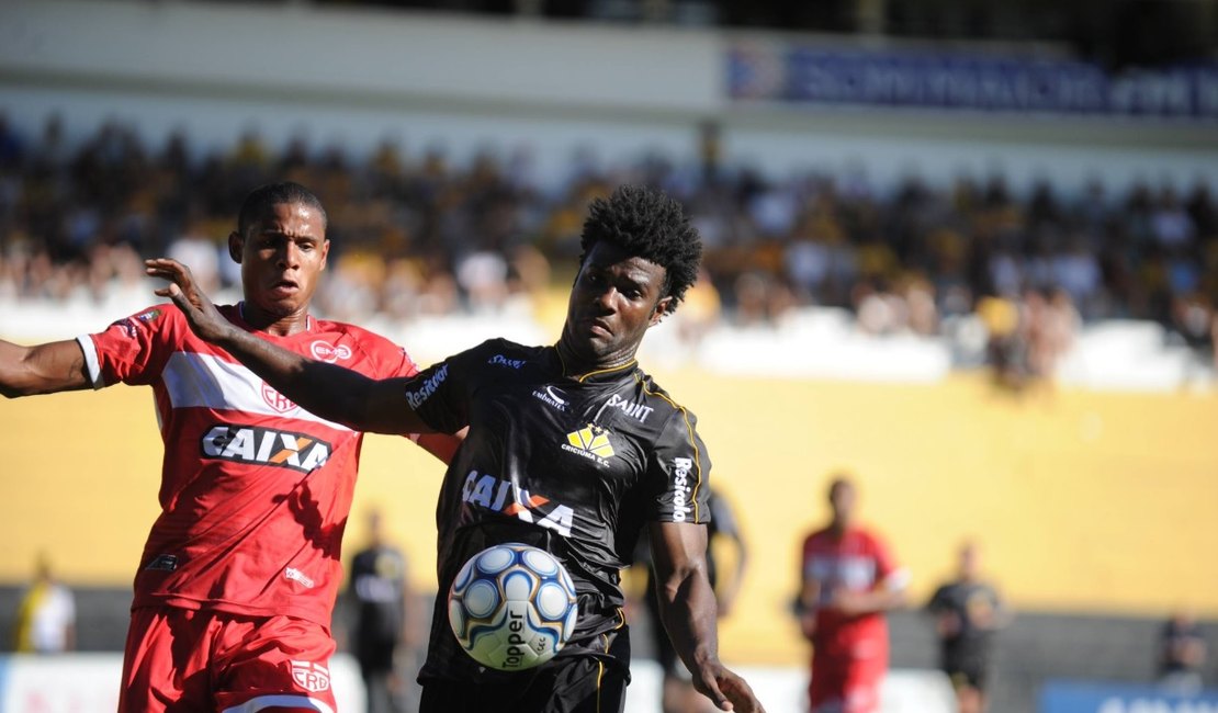 CRB corre atrás no segundo tempo e empata fora de casa com o Criciúma em 3x3