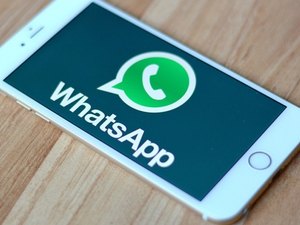 WhatsApp começa a compartilhar dados com Facebook