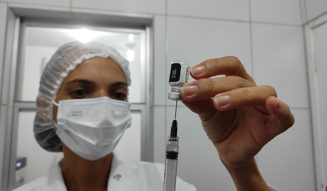 Porto Calvo começa vacinar pessoas de 12 anos contra covid-19