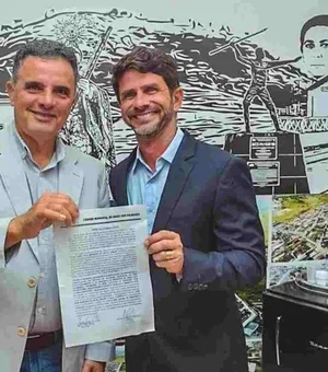 Prefeito de União dos Palmares, Júnior Menezes demite secretária indicada por Kil Freitas