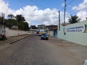 Estudante de nove anos é atropelado na saída da escola, em Arapiraca