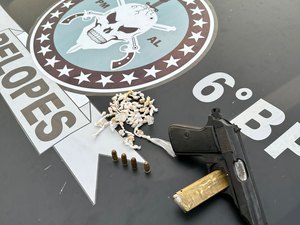 Homem é preso em flagrante na AL 101 Norte portando arma e drogas ilegalmente