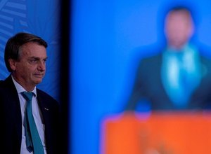 Bolsonaro questiona CPI: 'O que produziu para diminuir mortes?'