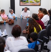 Luciano Barbosa garante apoio a mães atípicas e amplia ações para neurodivergentes