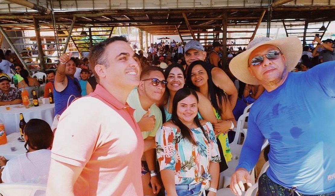 Prefeito de Pilar promove evento em comemoração ao Dia do Servidor Público