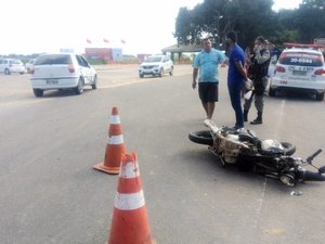 Acidente envolvendo carro e moto na tarde deste sábado, deixa dois feridos em Rio Largo