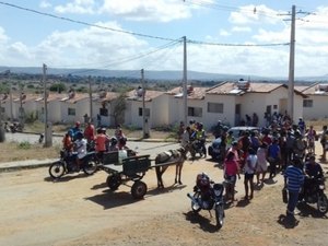 Populares encontram corpos a 300 metros de distância um do outro