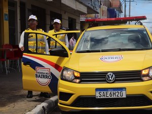 Vítimas de acidente de trânsito, no Jacintinho, são socorridas por policiais e Samu