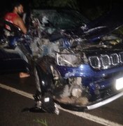 Colisão entre trator e carro deixa duas pessoas feridas em Maragogi