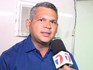 Prefeito de Feira Grande critica deputado que tenta barrar obra de mobilidade no município