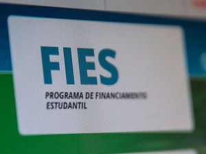 Lei que permite renegociação de dívidas do Fies é sancionada