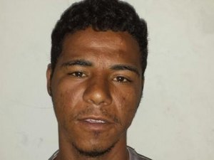 Jovem é preso após agredir mãe durante Semana Santa