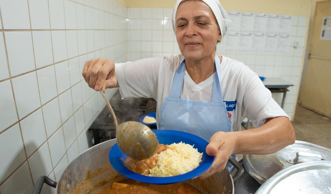 Estado convoca agentes educacionais do PSS com foco em alimentação e infraestrutura