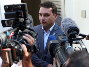 Queiroz diz que movimentação atípica vem de comércio de carros