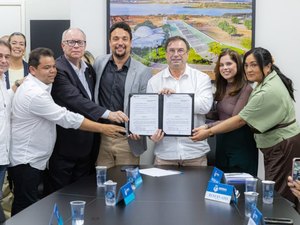 Decreto assinado por Luciano Barbosa amplia proteção social e prioriza população vulnerável