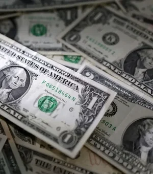 Dólar fecha a R$ 5,35, menor valor em mais de um ano