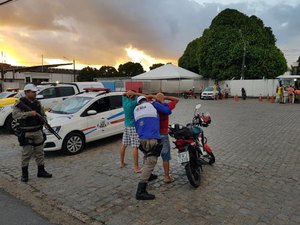 Operação Lei Seca multa 19 condutores por irregularidades no trânsito