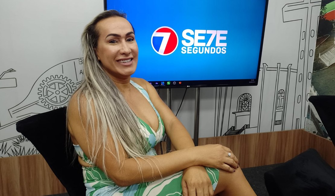 [Vídeo] Candidata a Assembleia, Alissinha Ferraz afirma que suas propostas vão além da defesa LGBTQIA+