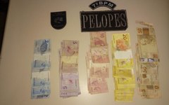 Dinheiro apreendido pela polícia em Santana do Ipanema, Alagoas