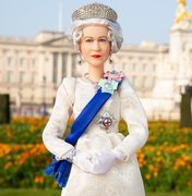 Para comemorar os 96 anos da rainha Elizabeth II, empresa faz boneca Barbie em homenagem à monarca