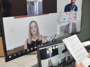 Em Sessão Virtual, vereadores cobram de Hidroxicloroquina a recomposição de coveiros 