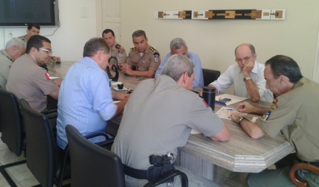 Representantes da Prefeitura de Maceió discutem parcerias com a PM