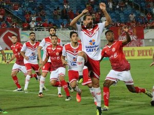Campinense vence e complica Náutico; Bahia se classifica e Sergipe assume liderança