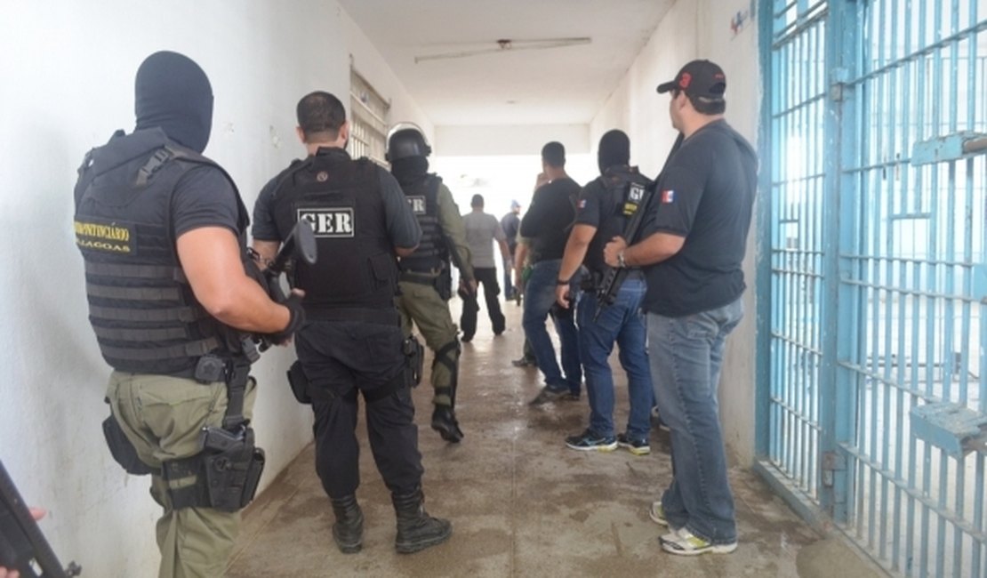Operação no Presídio Baldomero Cavalcanti é desencadeada com sucesso