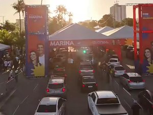 Adesivaço marca lançamento de pré-candidatura de Marina Cândia, agora ‘Marina JHC’