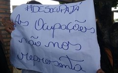 Estudantes protestam contra ocupações em Arapiraca