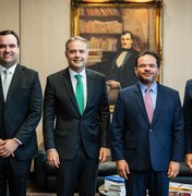 Governador de AL em exercício participa de ato em memória ao 8 de janeiro