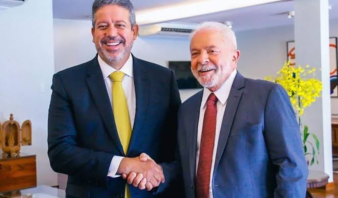No Palácio do Planalto, Arthur Lira participa da solenidade de instalação da Comissão Nacional do G20