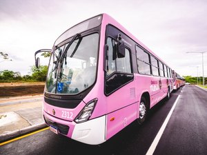 Maceió torna-se pioneira no Brasil ao lançar ônibus exclusivos para mulheres