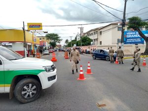 Lei Seca prende condutores embriagados e flagra oito inabilitados no Agreste