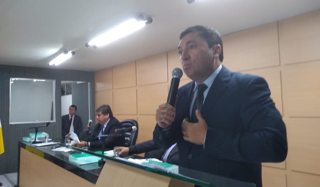 Por decisão do TJ, Rogério  Nezinho é o novo presidente da Câmara Municipal de Arapiraca